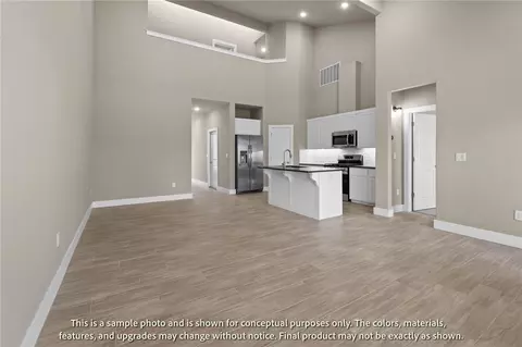 Living - 401 Jasper Rd, Centerton, AR 72719 photo 3 of 4