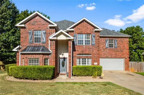 2993 N Dorchester Dr, Fayetteville, AR 72703