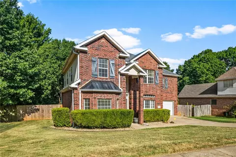 2993 N Dorchester Dr, Fayetteville, AR 72703