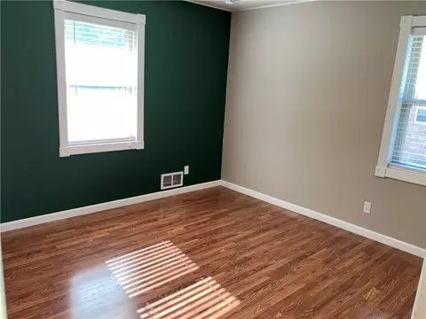 Bedroom - 3956 Perry St, Harrison, AR 72601 photo 2 of 3