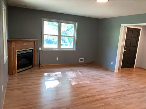 Living - 3956 Perry St, Harrison, AR 72601 photo 1 of 5