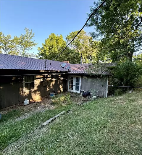 Exterior - 36 S Redbud Ave, West Fork, AR 72774 photo 6 of 6