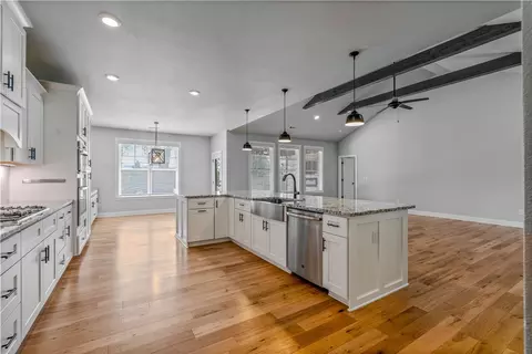 Kitchen - 1031 Red Maple St, Centerton, AR 72719 photo 1 of 4