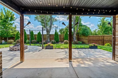 Other - 1031 Red Maple St, Centerton, AR 72719 photo 11 of 12
