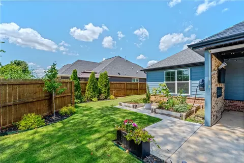 Exterior - 1031 Red Maple St, Centerton, AR 72719 photo 6 of 11