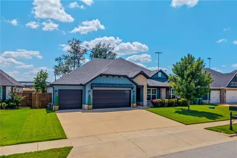 Exterior - 1031 Red Maple St, Centerton, AR 72719 photo 2 of 11
