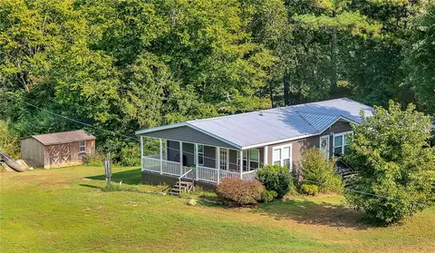 922 Mill Creek Rd, Russellville, AR 72802