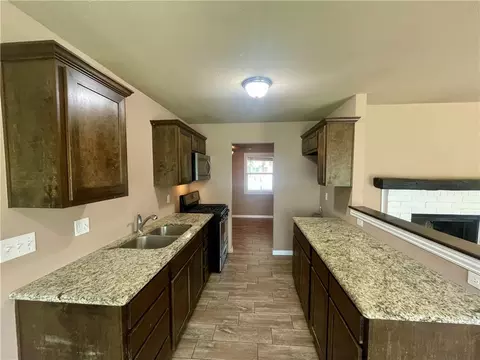 Kitchen - 3909 Clark Ave, Springdale, AR 72762 photo 2 of 4