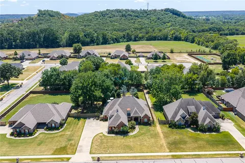 View/Area - 1612 Granite Ln, Fort Smith, AR 72916 photo 1 of 4