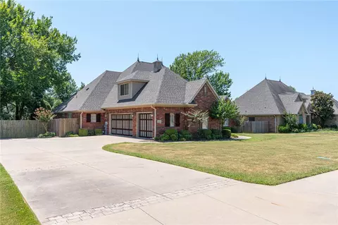 Exterior - 1612 Granite Ln, Fort Smith, AR 72916 photo 4 of 16