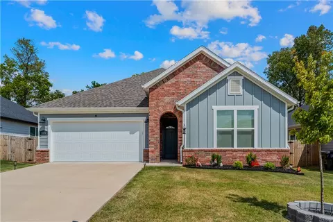 3777 Tranquility St, Springdale, AR 72764