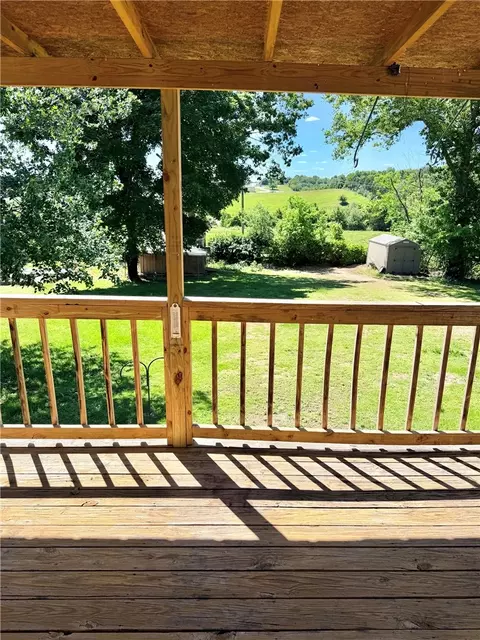 Exterior - 118 Brewer St, Harrison, AR 72601 photo 3 of 10