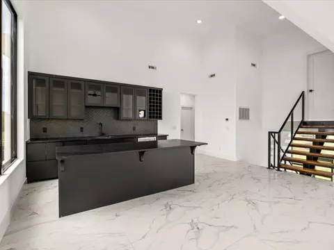 Kitchen - 4633 Robins Rd, Springdale, AR 72762 photo 4 of 6