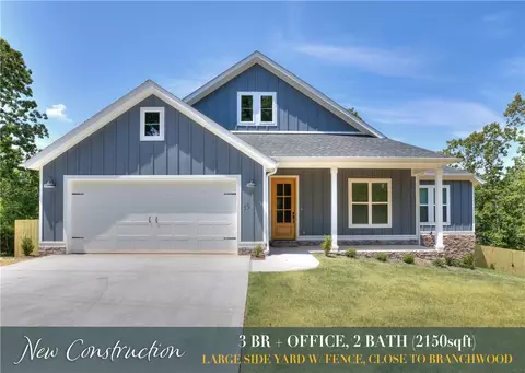 39 Selkirk Dr, Bella Vista, AR 72715