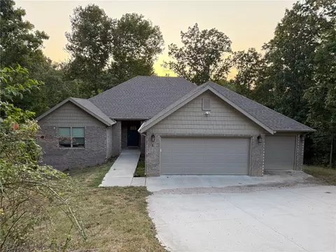 5 Henley Ln, Bella Vista, AR 72714