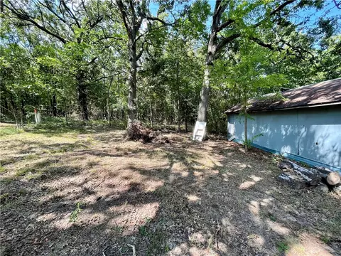 702 Edgewood Pl, Huntsville, AR 72740