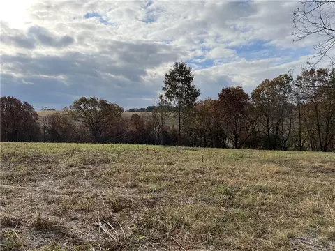 2758 N Center Loop, Harrison, AR 72601 photo 3
