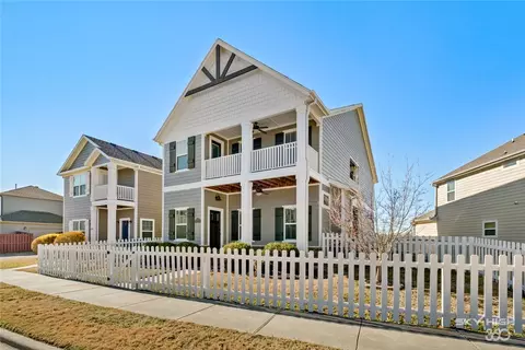 Exterior - 5206 S 65th Pl, Rogers, AR 72758 photo 2 of 3