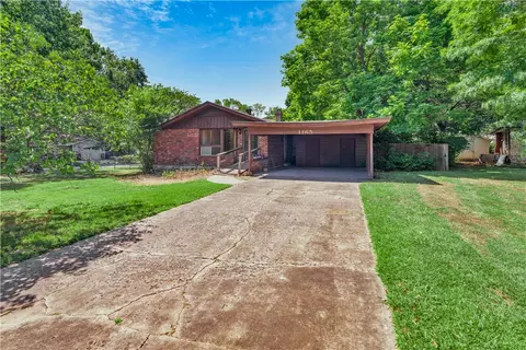 1165 Overcrest St, Fayetteville, AR 72703