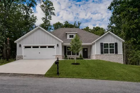 227 Stoneykirk Dr, Bella Vista, AR 72715