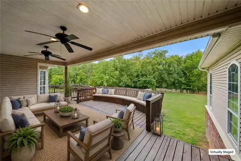 2865 Dorchester Dr, Fayetteville, AR 72703