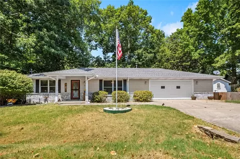 51 Dalton Dr, Bella Vista, AR 72714