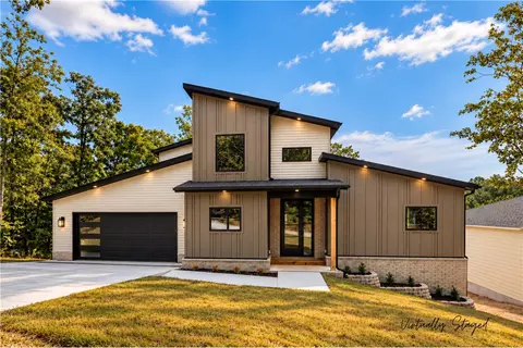 15 Ettrick Ln, Bella Vista, AR 72715