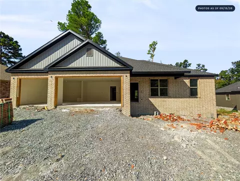 3 Selland Ln, Bella Vista, AR 72715