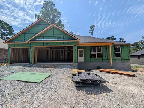 3 Selland Ln, Bella Vista, AR 72715