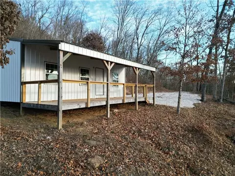 Exterior - 3103 3051 Nc 8401, Jasper, AR 72641 photo 13 of 16