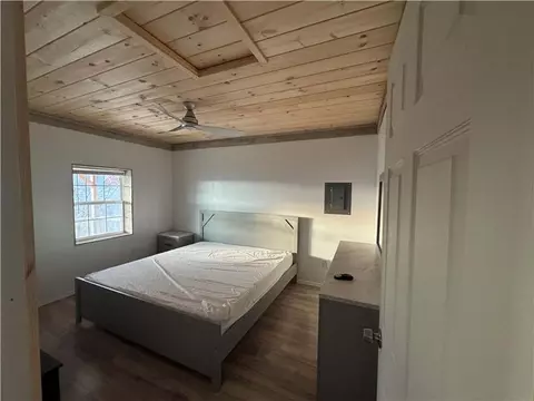 Bedroom - 3103 3051 Nc 8401, Jasper, AR 72641 photo 3 of 5