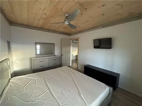 Bedroom - 3103 3051 Nc 8401, Jasper, AR 72641 photo 2 of 5