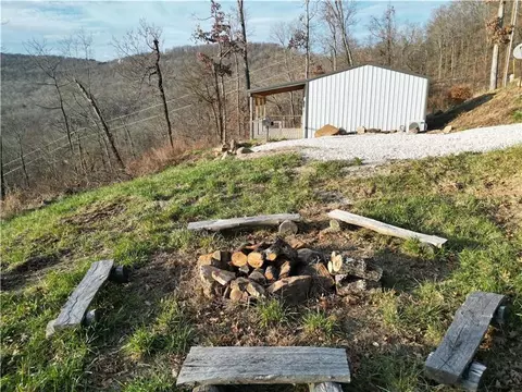 Exterior - 3103 3051 Nc 8401, Jasper, AR 72641 photo 2 of 16