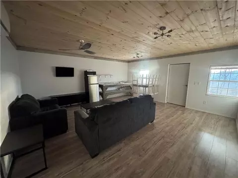 Living - 3103 3051 Nc 8401, Jasper, AR 72641 photo 1 of 6