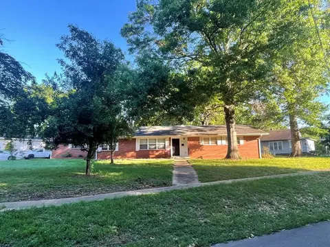 319 Hill St, Clarksville, AR 72830