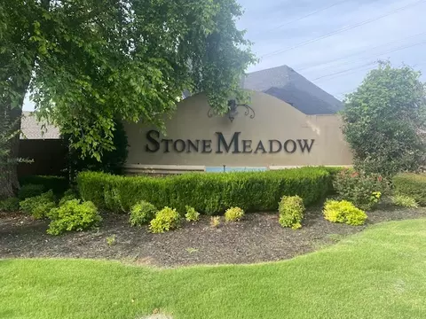 2103 Stonegrove Rd, Bentonville, AR 72713