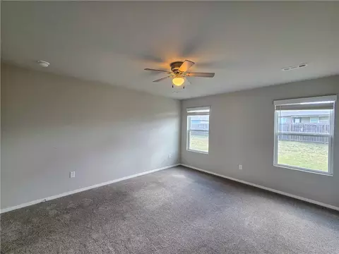 Bedroom - 2809 Bauer St, Pea Ridge, AR 72751 photo 2 of 11