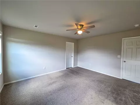 Bedroom - 2809 Bauer St, Pea Ridge, AR 72751 photo 9 of 11
