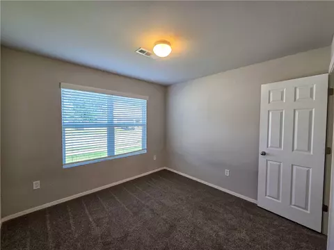 Bedroom - 2809 Bauer St, Pea Ridge, AR 72751 photo 7 of 11