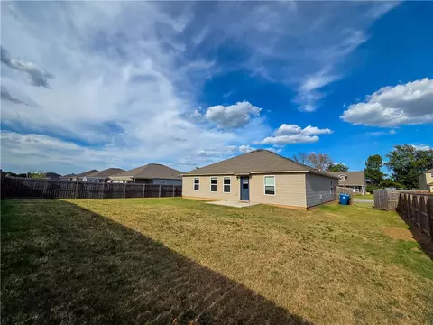 Exterior - 2809 Bauer St, Pea Ridge, AR 72751 photo 4 of 6