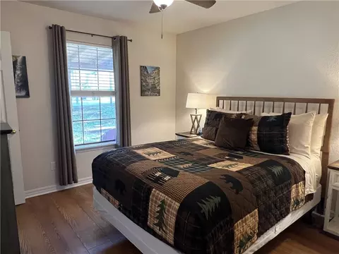 Bedroom - 20073 Ar-21, Ponca, AR 72670 photo 4 of 5