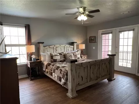 Bedroom - 20073 Ar-21, Ponca, AR 72670 photo 2 of 5