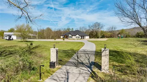 478 E Bowen Blvd, Fayetteville, AR 72703