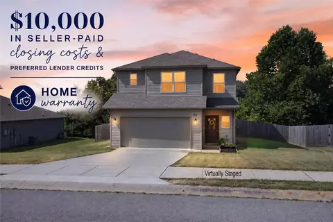 146 Cooper St, Huntsville, AR 72740