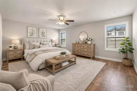 130 Worley St, Huntsville, AR 72740