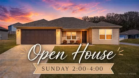 130 Worley St, Huntsville, AR 72740