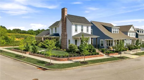 Exterior - 5402 Hackett St, Springdale, AR 72762 photo 2 of 11