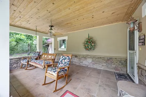 Exterior - 8214 Robin Ln, Rogers, AR 72756 photo 3 of 10