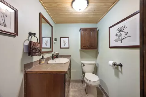 Bath - 8214 Robin Ln, Rogers, AR 72756 photo 1 of 3