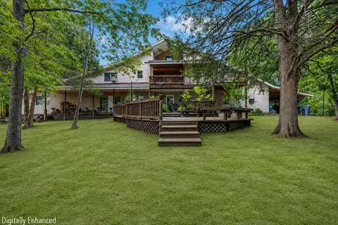 Exterior - 8214 Robin Ln, Rogers, AR 72756 photo 8 of 10